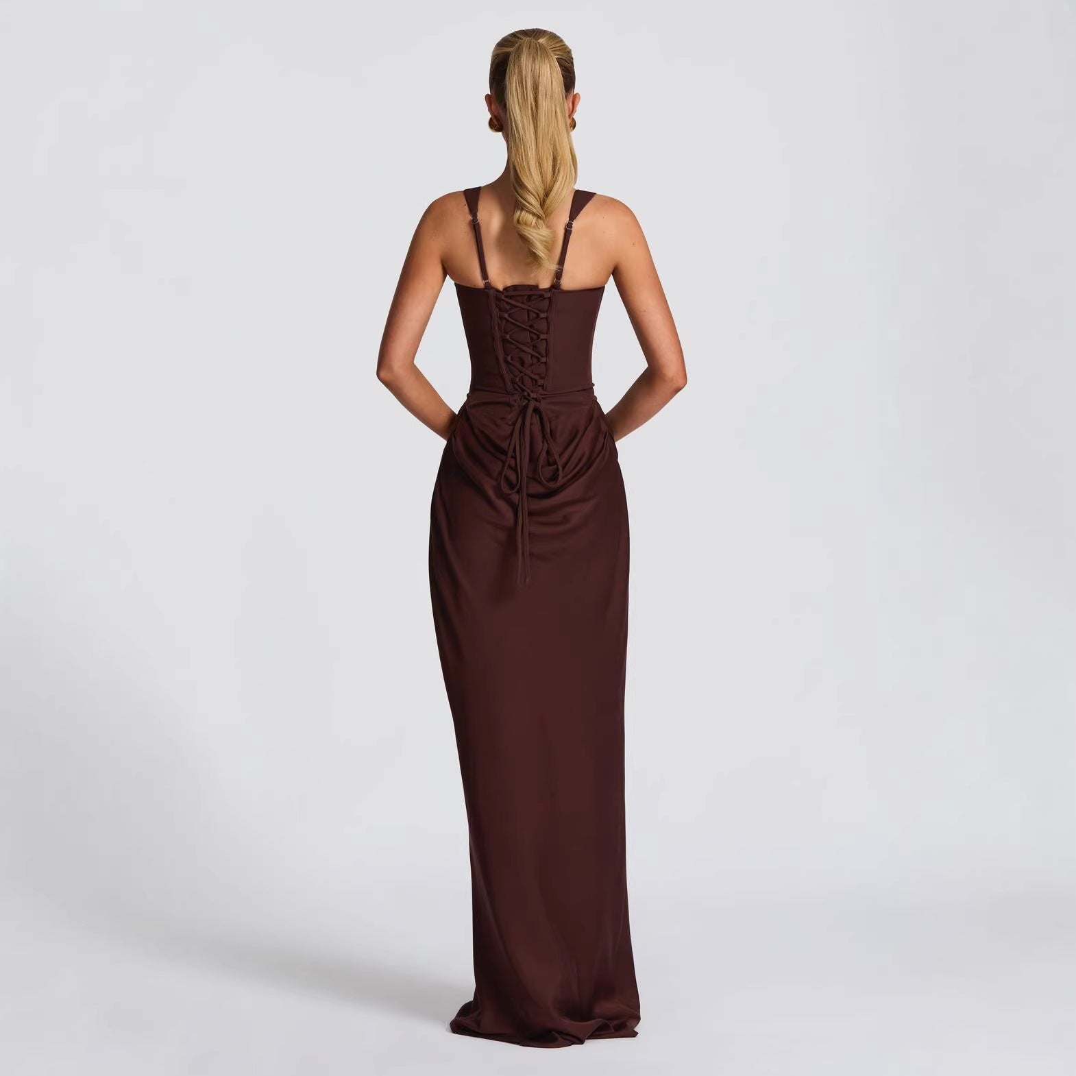 Sleev eless Back Bodyco